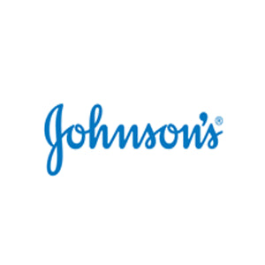 Johnson's Baby Oil, Pure Mineral Oil to Prevent Moisture Loss for Newborn, Kids, & Adults, Gentle, Soothing Baby Massage Oil, Dry Skin Relief, Hypoallergenic, Original Scent, Baby Essentials, 3 fl. oz